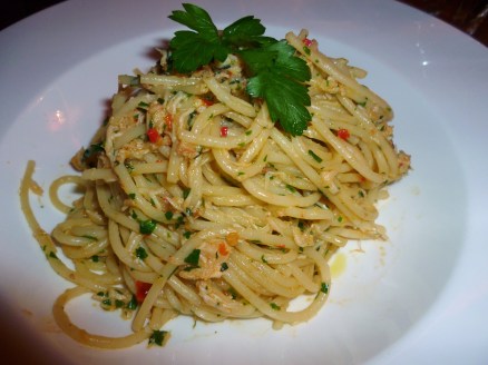 Dorset crab, chilli, parsley and lemon spaghettini