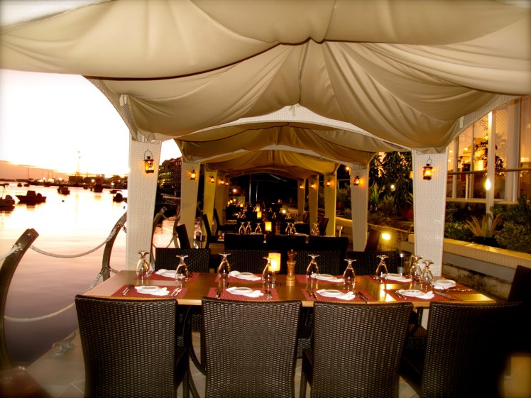 Harbourfront Dockside